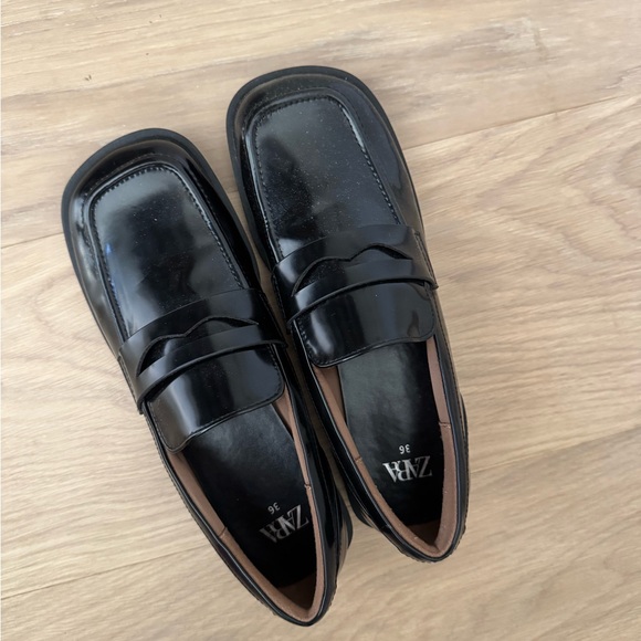Zara Shoes - Zara Black Loafer